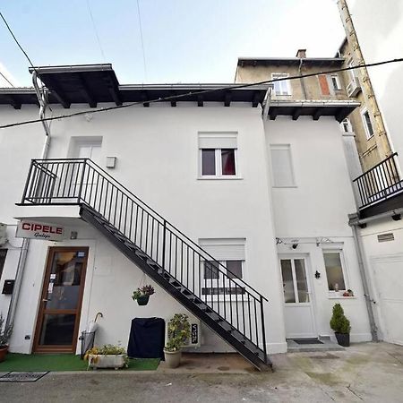 Apartament Petit Main Square Zagrzeb Zewnętrze zdjęcie